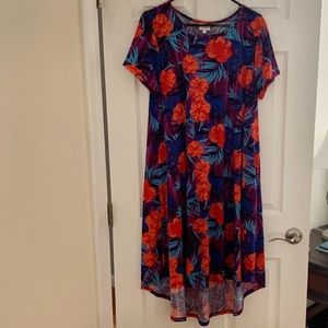 Used excellent condition LuLaRoe Carly dress